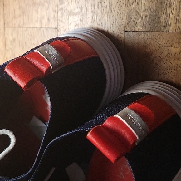 NAUTICA TENNIS SHOES Final Price - Picture 4 of 4